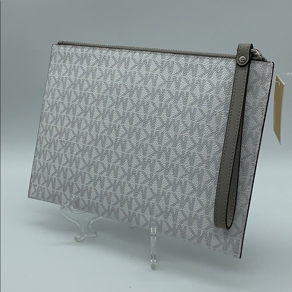 MICHAEL KORS JET SET TRAVEL XL ZIP CLUTCH WRISTLET - Picture 14 of 16